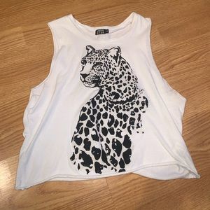 Leopard tank
